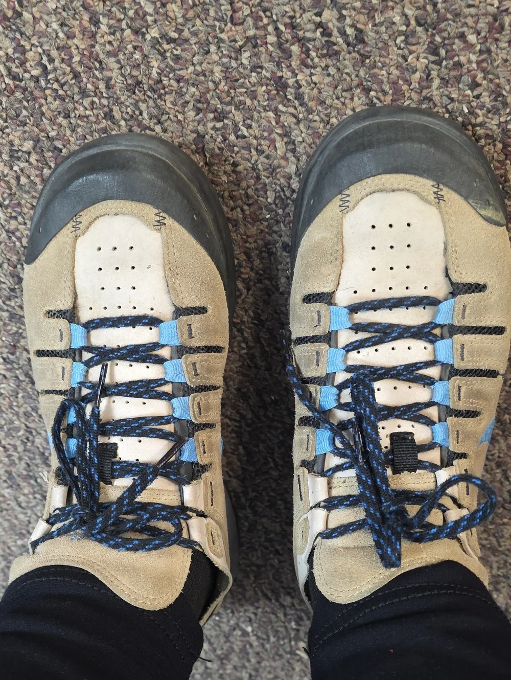 Nike ACG Hiking Sneakers Used Size 8.5